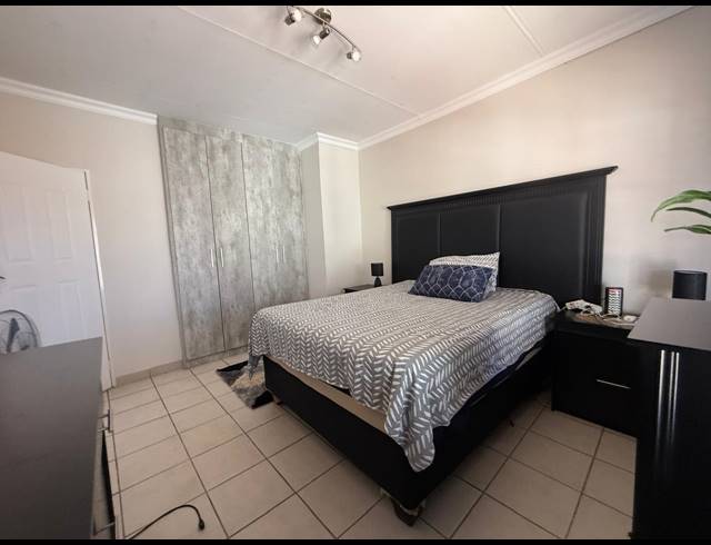 3 BEDROOM TOWNHOUSE FOR SALE IN WATERVAL EAST